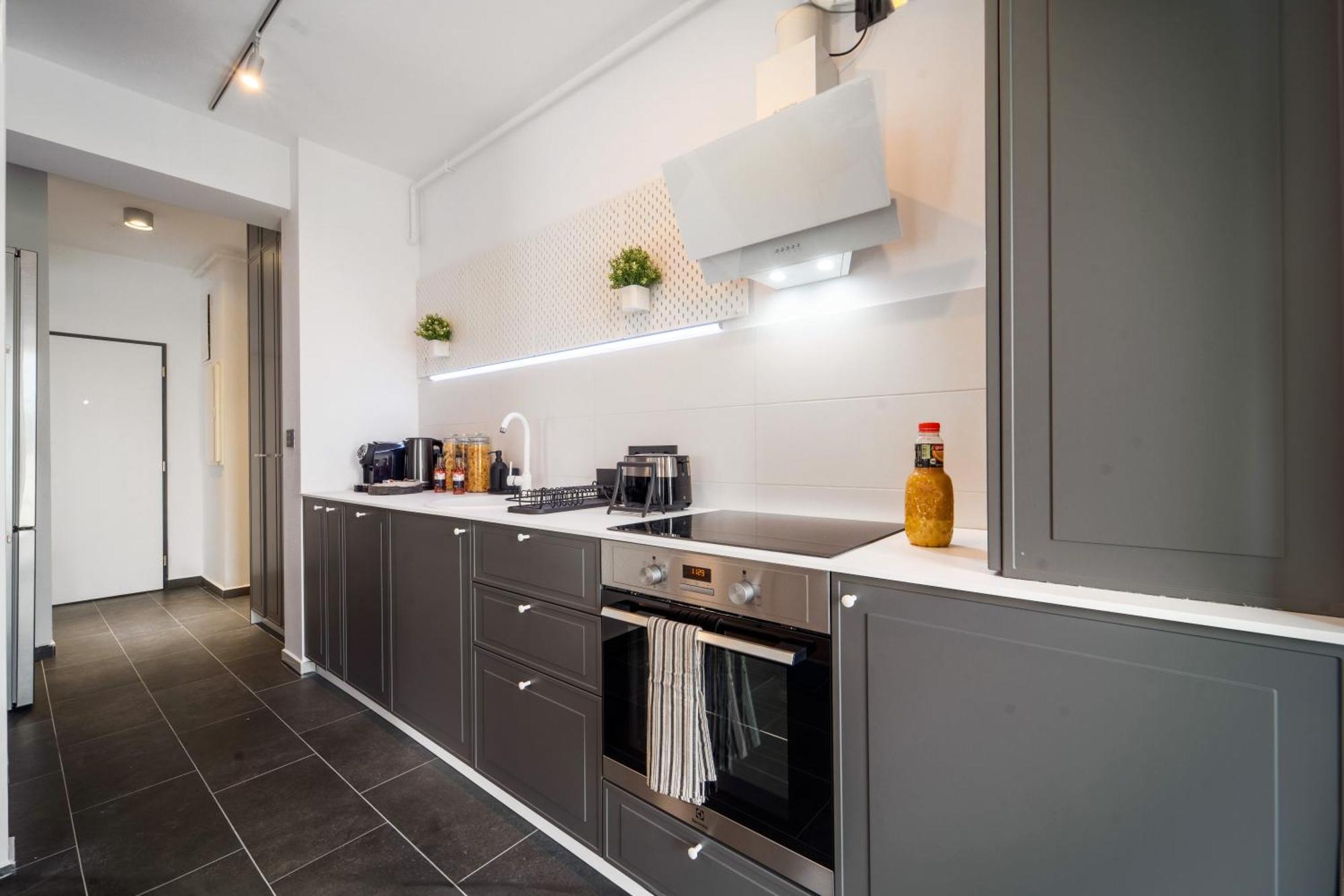 Smart - Gloria Avenue - By Openhouse *