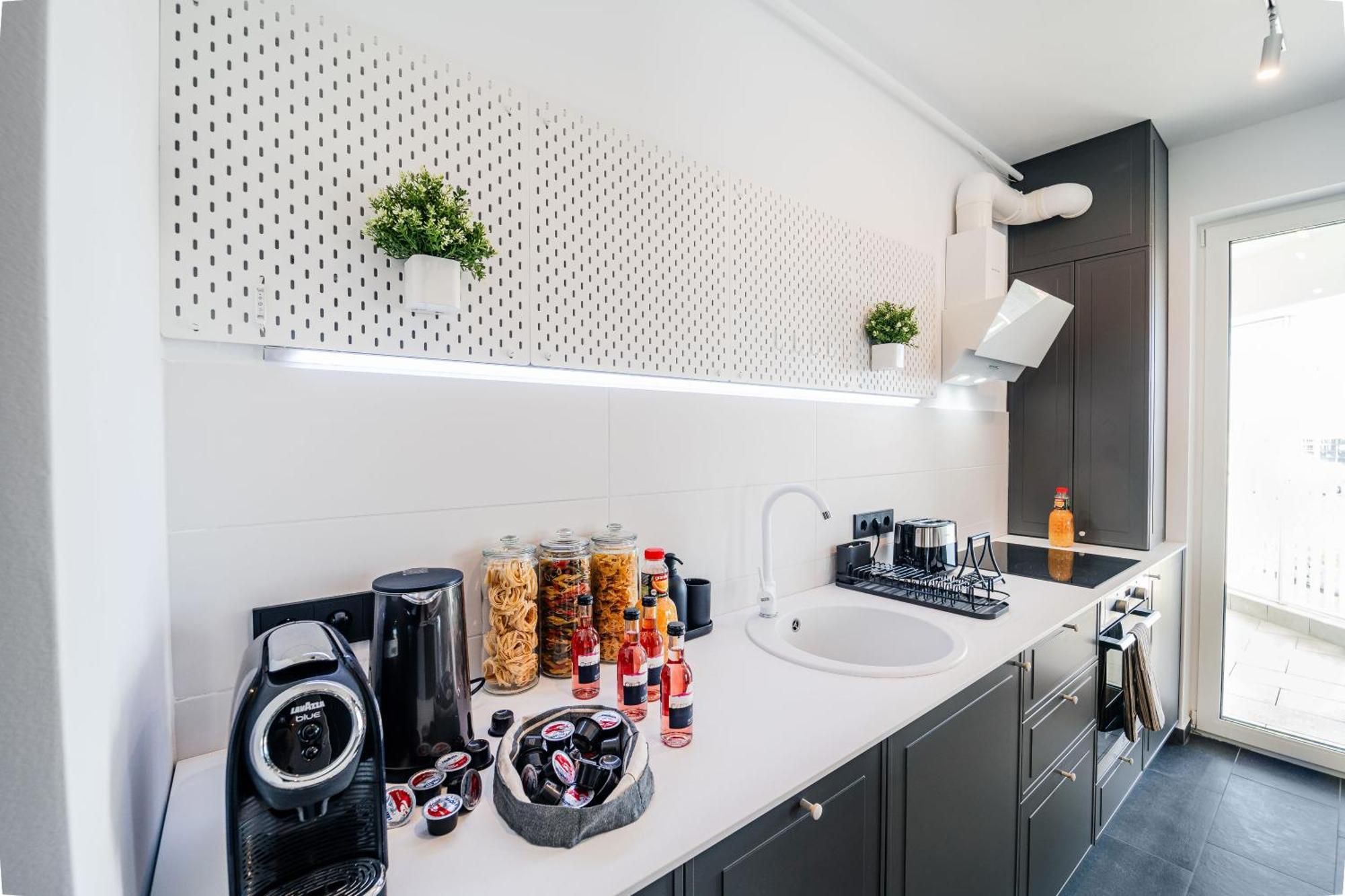 Smart - Gloria Avenue - By Openhouse *